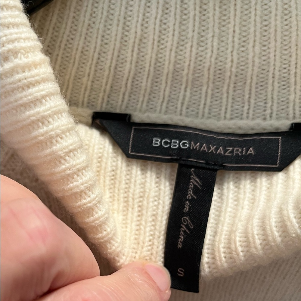 BCBGMaxAzria Cream Turtleneck Sweater - Picture 2 of 6